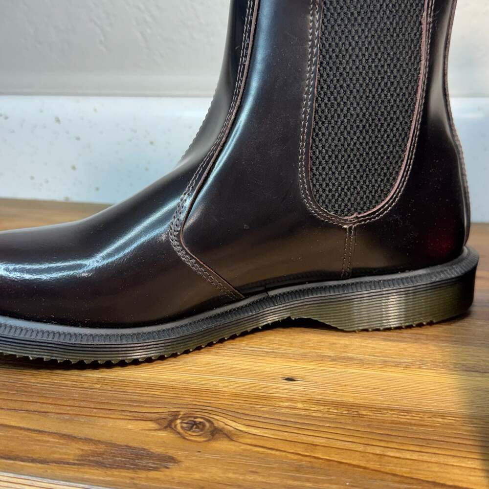 Dr. Martens Flora Chelsea Boots in Cherry Red Arcadia Leather Size 7 NWOT - Picture 4 of 11